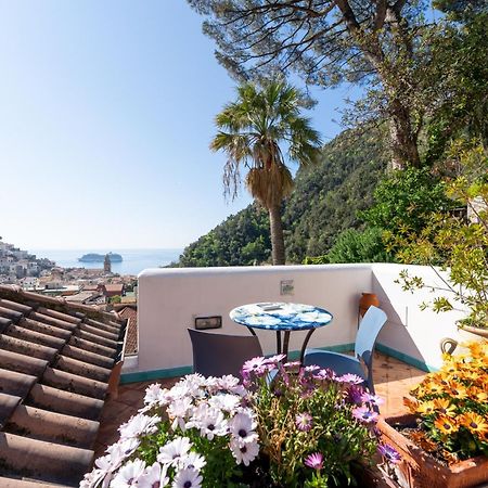 Hotel Villa Annalara Charme And Relax อามาลฟี ภายนอก รูปภาพ