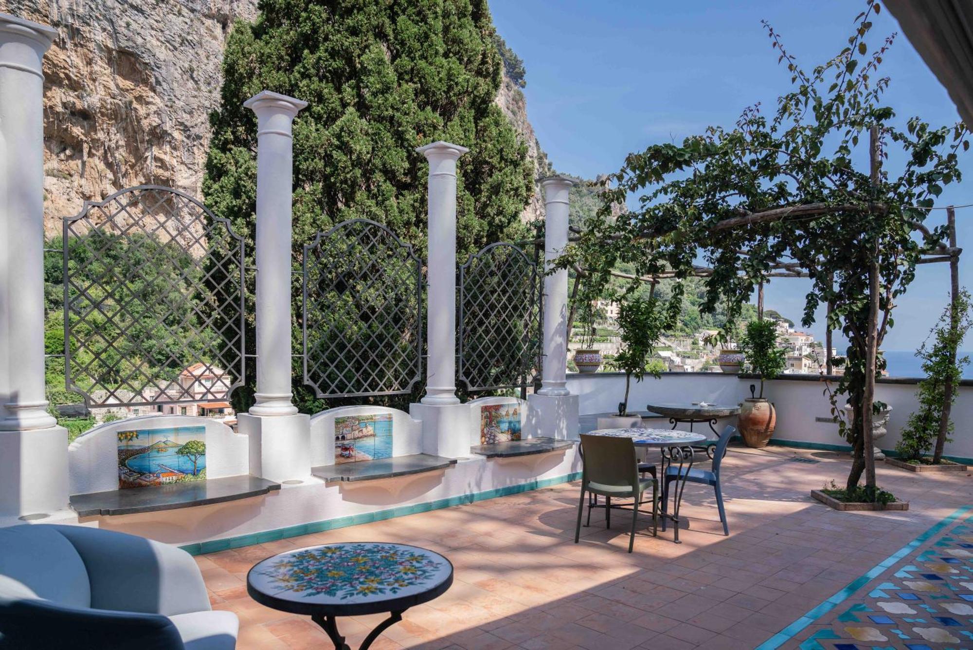 Hotel Villa Annalara Charme And Relax อามาลฟี ภายนอก รูปภาพ